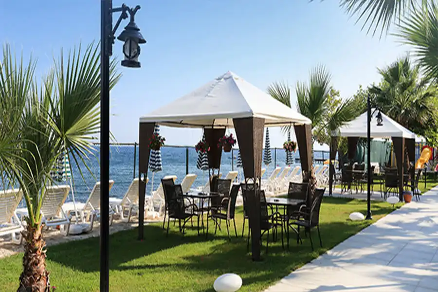 aile oteli denize sıfır Elbis Hotel Altınoluk